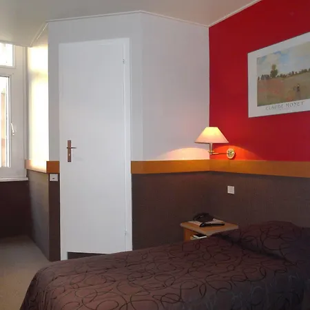 Du Rhin Hotel 2*
