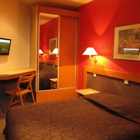 Du Rhin 2* Strasbourg