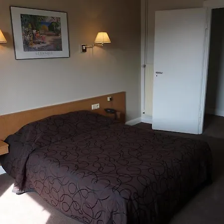 Hotel Du Rhin 2*